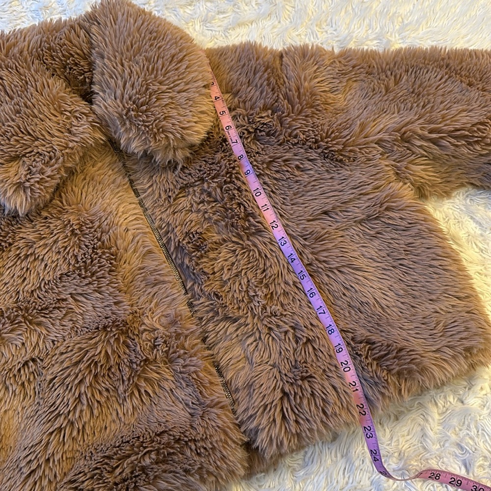 NWT Abercrombie & Fitch Drama Collar Faux Fur tan coat XL - Picture 8 of 13